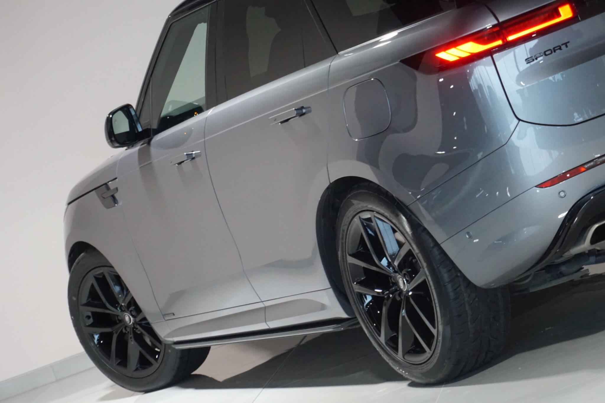 Land Rover Range Rover Sport 3.0 P550e 38.2kWh Autobiography SUV 5dr Petrol Plug-in Hybrid Auto 4WD Euro 6 (s/s) (550 ps)